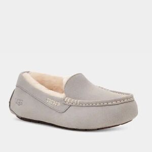 UGG Women’s Ansley Slipper light grey size 8